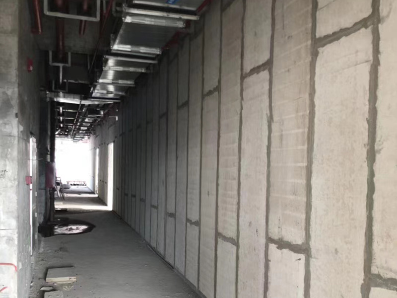 Lightweight composite wall panels