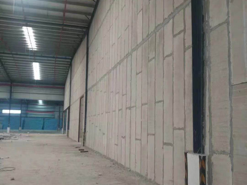 Lightweight composite wall panels